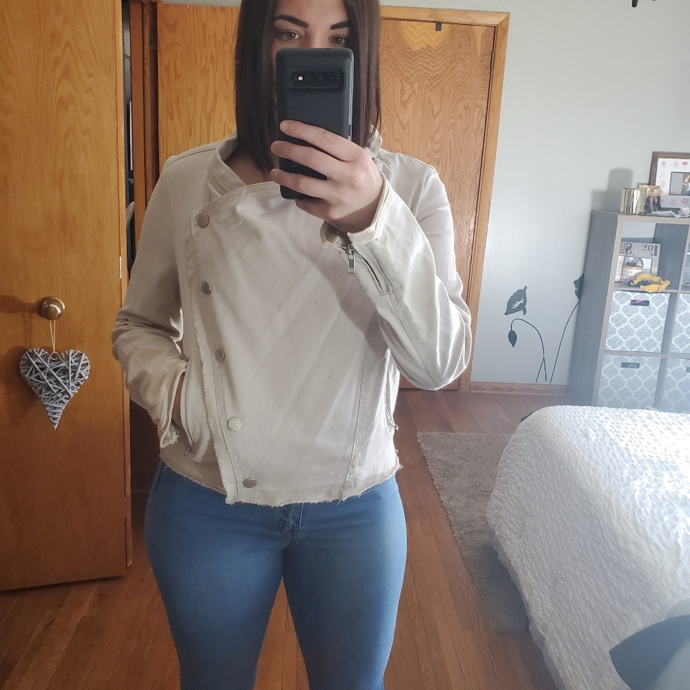 Button up jacket - Picture 2 of 5